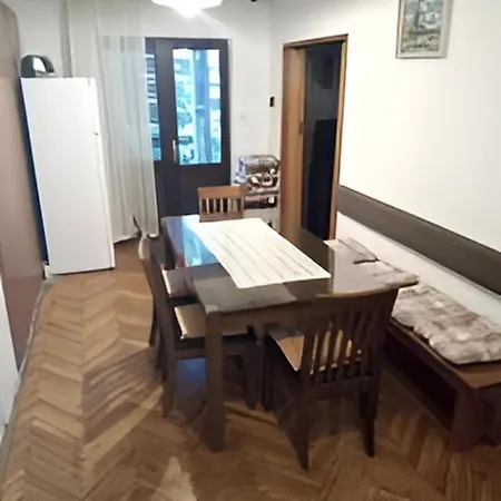 Branka 3 Apartment